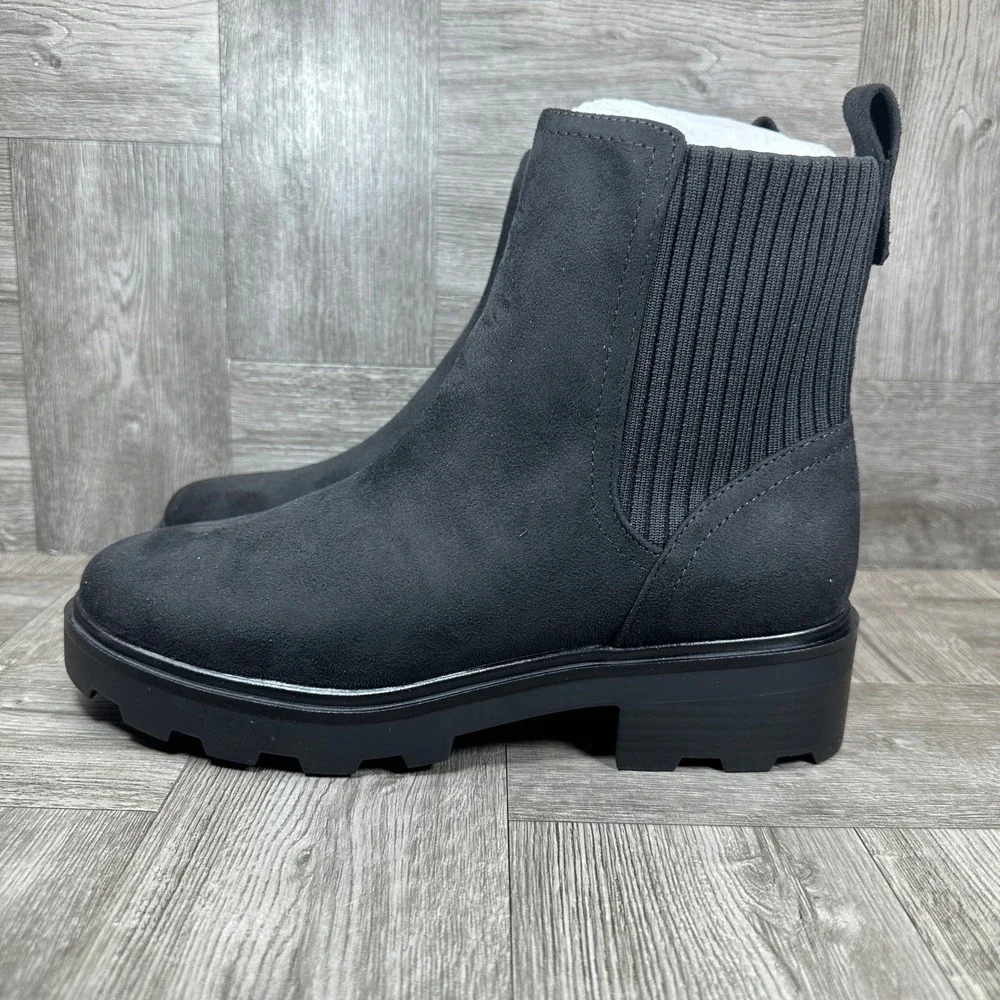 Kensie Emily Chelsea Boots Women 8M Black Lug Sole Faux Suede Ribbed NEW